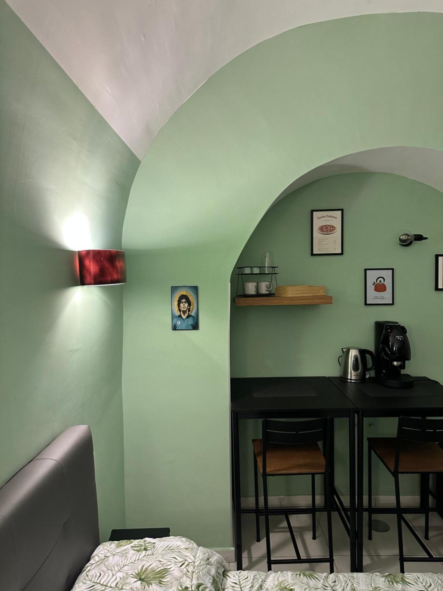 Casa Carmeli Bed & Breakfast เนเปิลส์ ภายนอก รูปภาพ