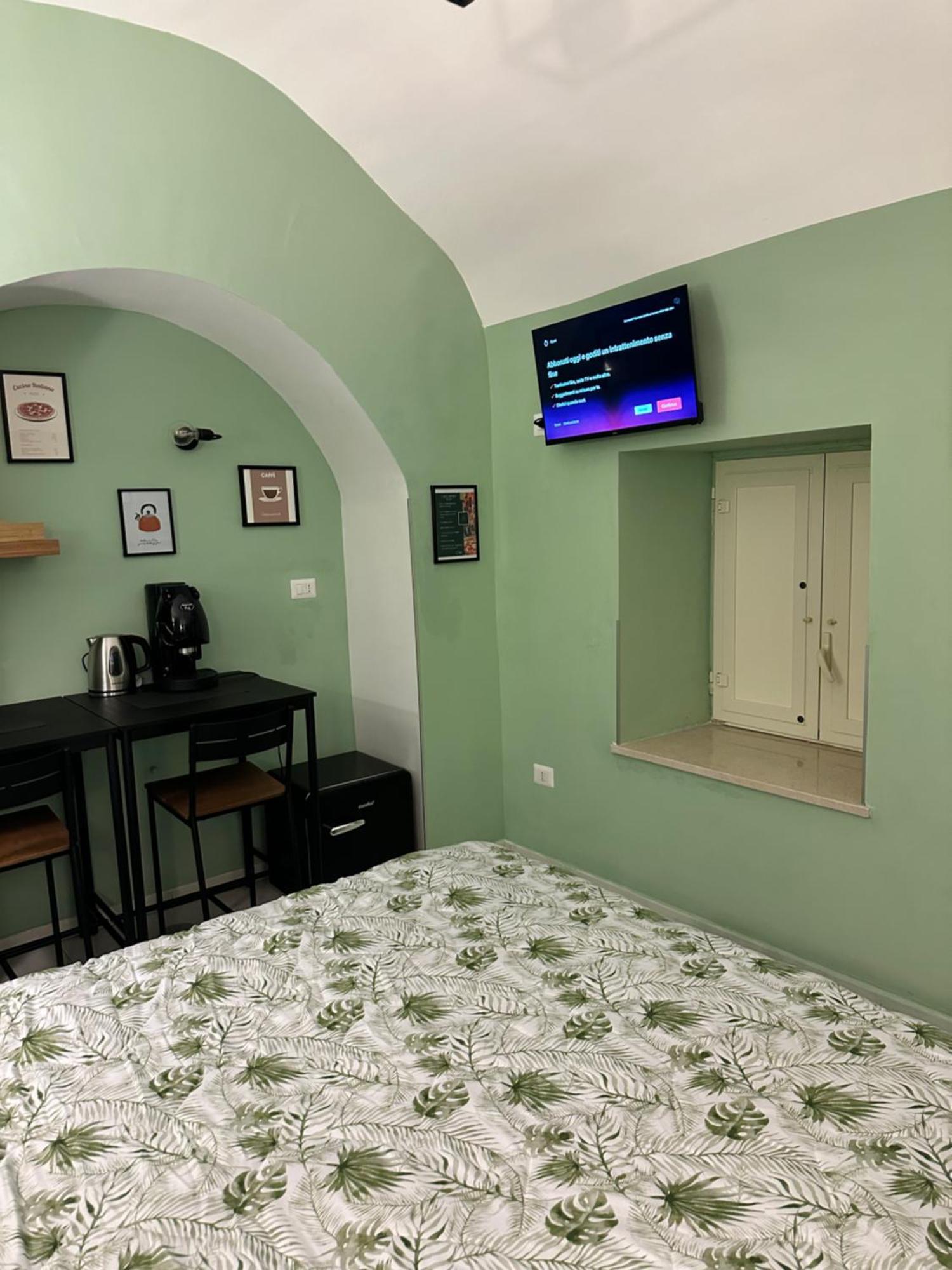 Casa Carmeli Bed & Breakfast เนเปิลส์ ภายนอก รูปภาพ